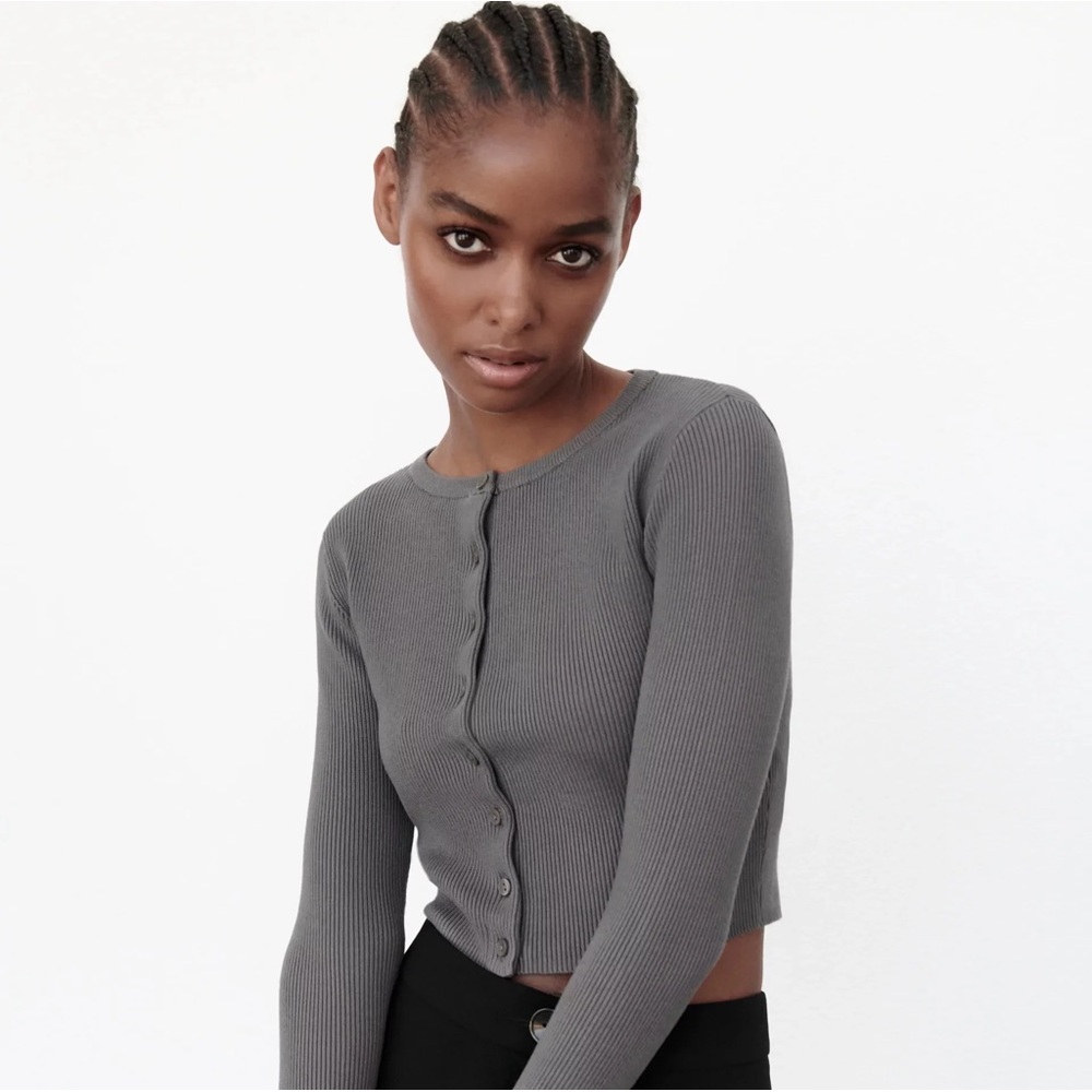 Womens Ribbed Button-Front Cardigan Sweater - Gray